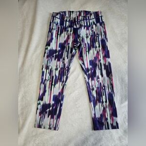 Athleta Multicolor Patterned Capris Size M